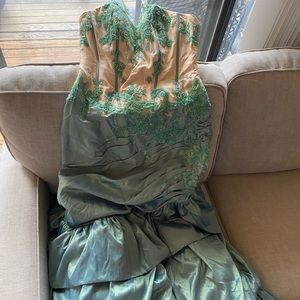 Women mermaid gown Size 12